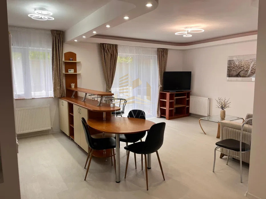 Apartament 2 camere semidecomandat+Parcare inclusă in preț | Terasa | Manastur