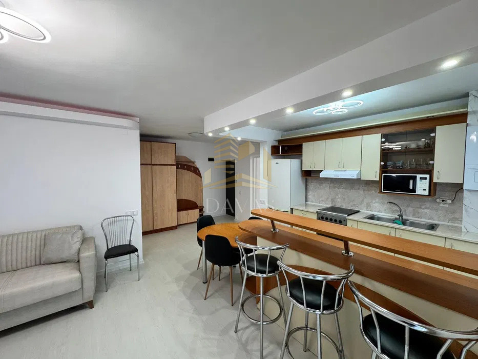 Apartament 2 camere semidecomandat+Parcare inclusă in preț | Terasa | Manastur