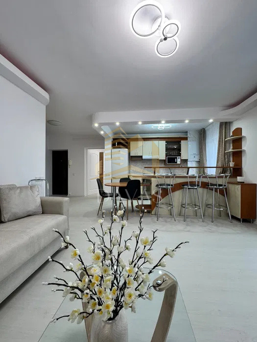 Apartament 2 camere semidecomandat+Parcare inclusă in preț | Terasa | Manastur