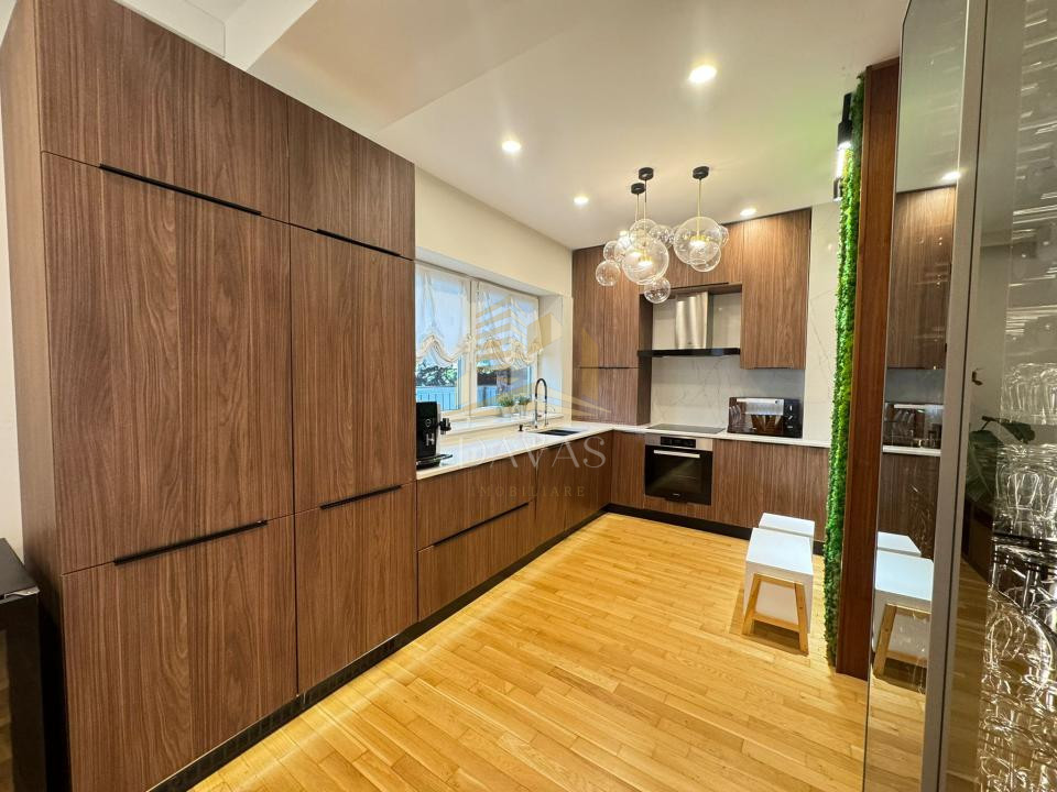 Vila de lux de închiriat |4 camere | Jacuzzi | Sauna |2 Terase | Andrei Mureșanu
