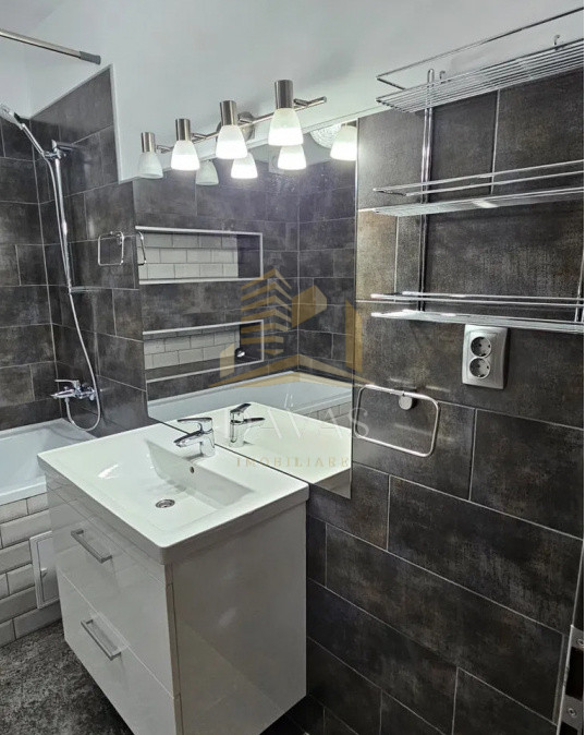Apartament 2 camere semidecomandat + Parcare exterioară  inclusă  | Buna Ziua