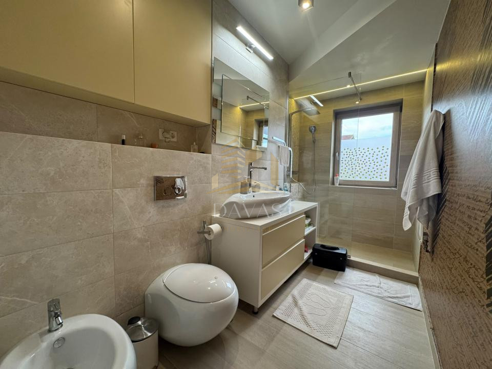 Apartament tip penthouse pe 2 niveluri - 5 camere | Andrei Mureșanu |Confort Lux