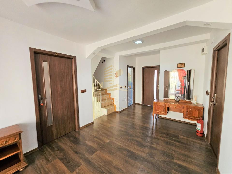 Apartament 7 camere | zona Gheorgheni | 2 livinguri