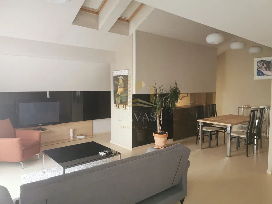 Penthouse de inchiriat | 5 camere | 150mp utili | Manastur | Campului