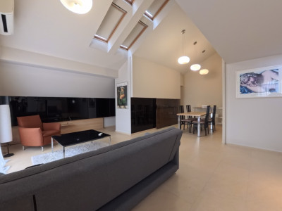 Penthouse de inchiriat | 5 camere | 150mp utili | Manastur | Campului