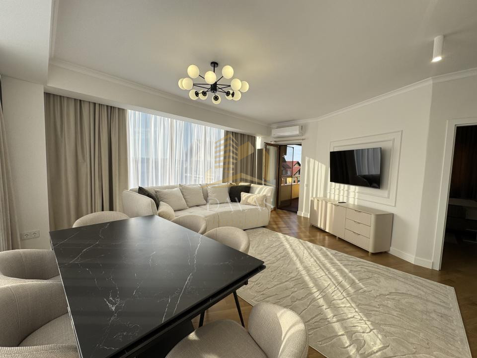 Apartament 3 camere semidecomandat | Parcare inclusă in preț | Andrei Mureșanu