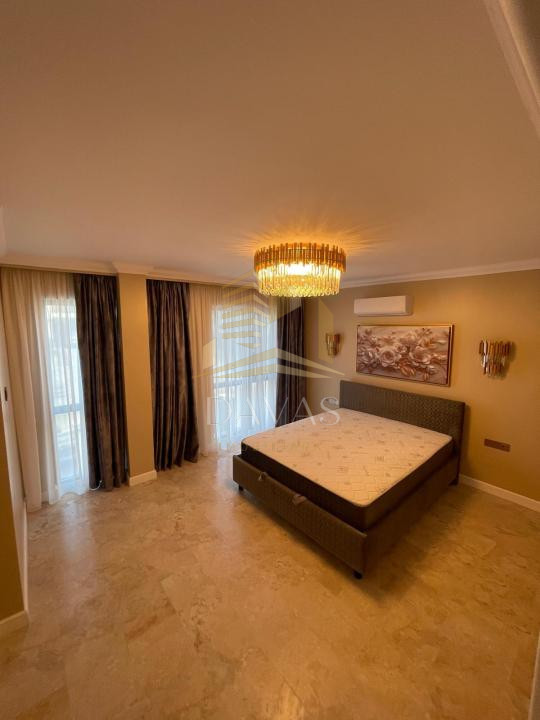 Casa de lux ultrafinisata | Jacuzzi | 4 camere | Terasa | View | Iris |Voronet 
