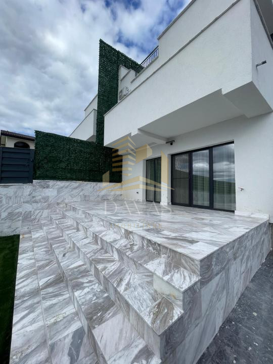 Casa de lux ultrafinisata | Jacuzzi | 4 camere | Terasa | View | Iris |Voronet 
