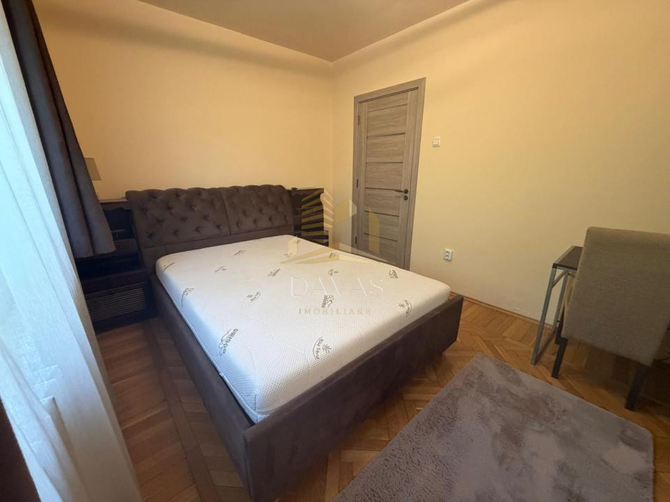 Apartament de 3 camere | Decomandat | Prima inchiriere
