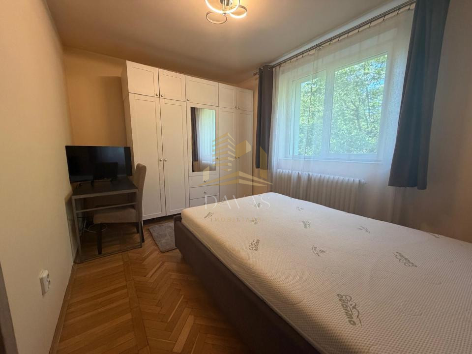 Apartament de 3 camere | Decomandat | Prima inchiriere