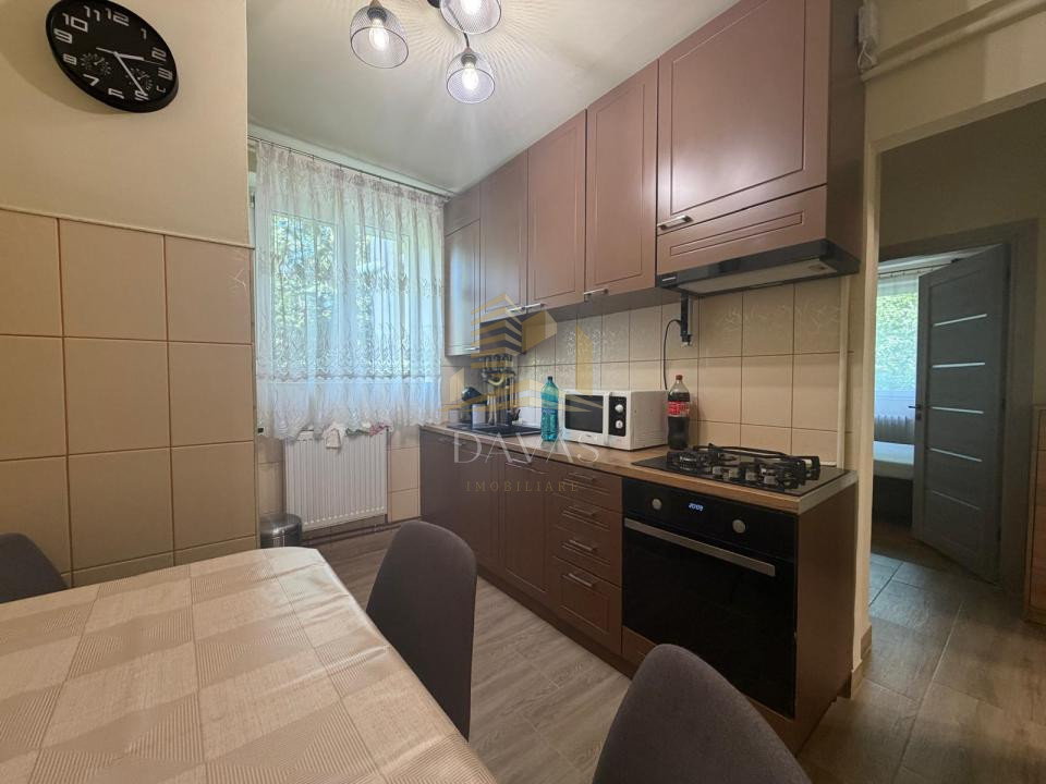 Apartament de 3 camere | Decomandat | Prima inchiriere