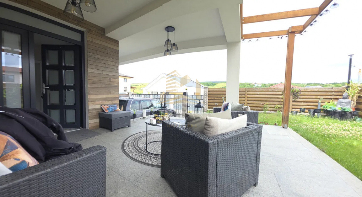 Casa individuală de vânzare | 4 camere | Dâmbul Rotund | Terasa amenajată 