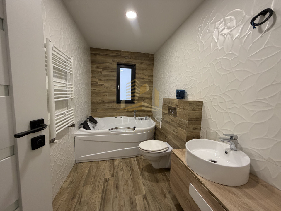 Duplex de vânzare | 4 camere | Dâmbul Rotund | Terasa amenajată 