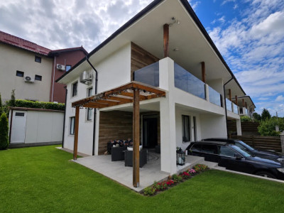 Casa individuală de vânzare | 4 camere | Dâmbul Rotund | Terasa amenajată 