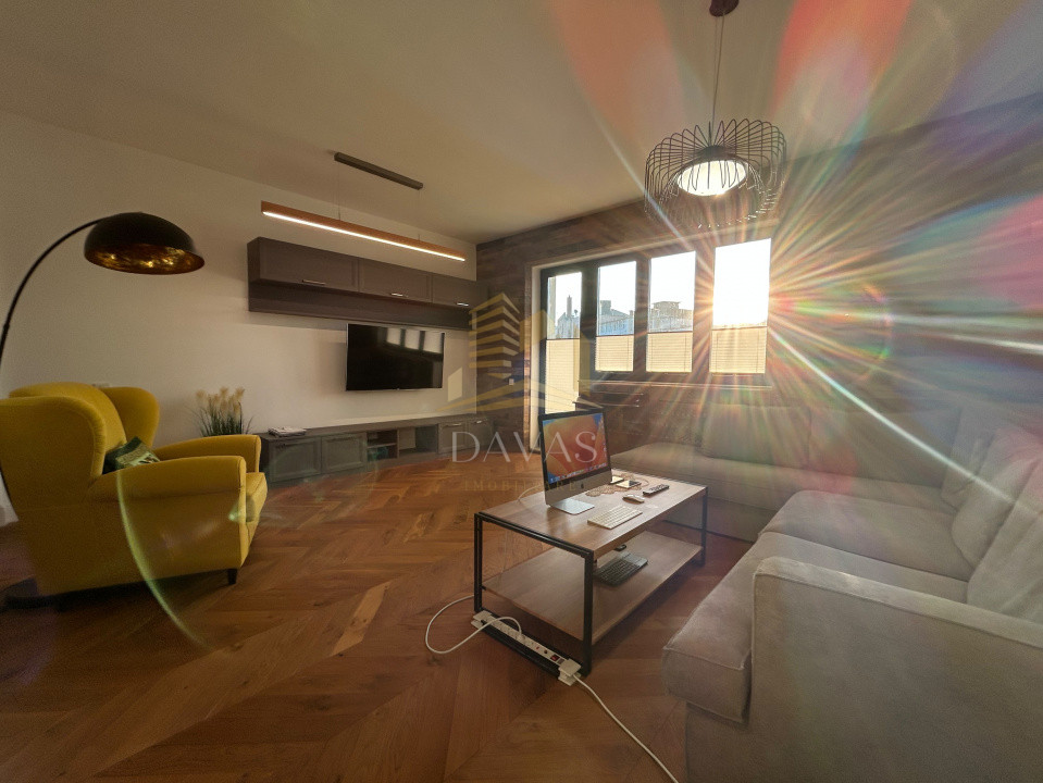 Apartament ultrafinisat de lux  4 camere | Centru | Garaj inclus in preț