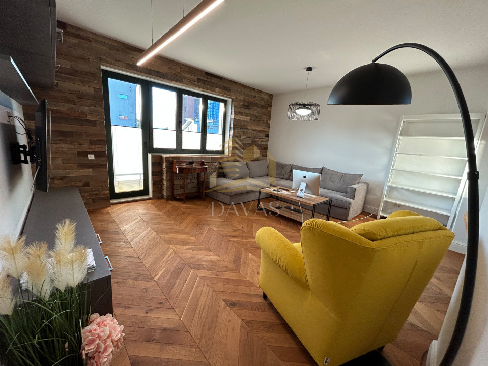 Apartament ultrafinisat de lux  4 camere | Centru | Garaj inclus in preț