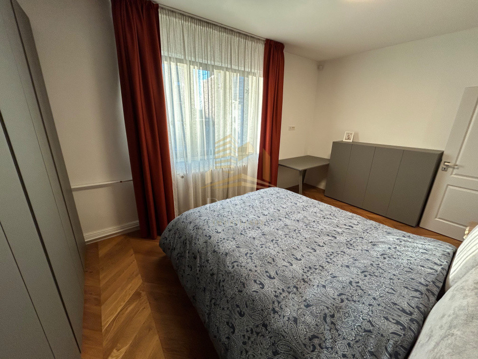 Apartament ultrafinisat de lux  4 camere | Centru | Garaj inclus in preț