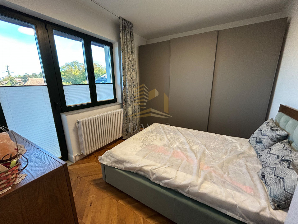 Apartament ultrafinisat de lux  4 camere | Centru | Garaj inclus in preț