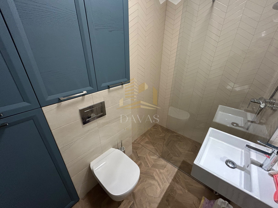 Apartament ultrafinisat de lux  4 camere | Centru | Garaj inclus in preț