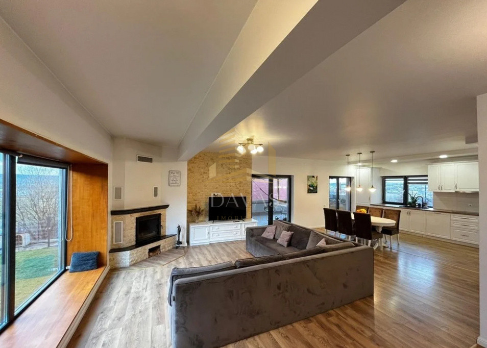 Vila la cheie de vânzare | 5 camere | 249mp utili | 640mp teren | DEZMIR