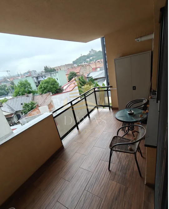Apartament 3 camere semidecomandat | Parcare inclusă in preț | Semicentral