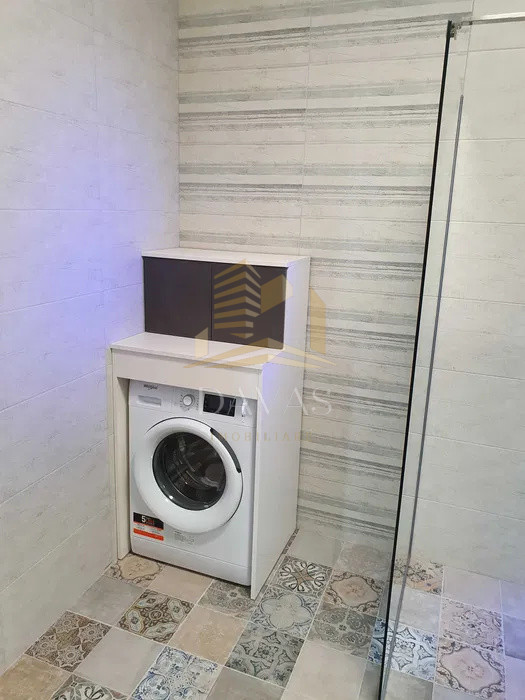 Apartament 2 camere semidecomandat + parcare sub.inclusă | Europa | 15mp terasa