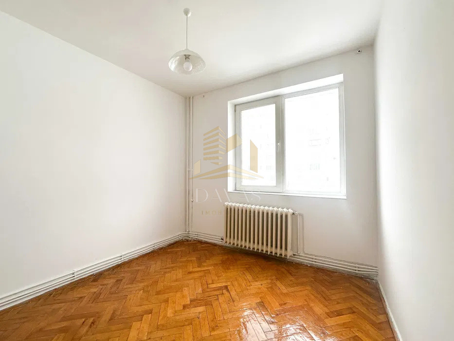 Apartament 3 camere de vânzare  semidecomandat | Gheorgheni