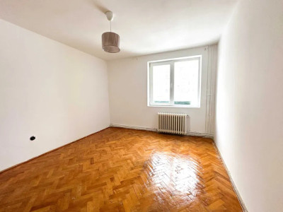 Apartament 3 camere de vânzare  semidecomandat | Gheorgheni