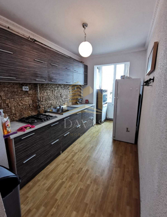 Apartament 3 camere decomandate de inchiriat | Centru | Parcare dubla inclusa