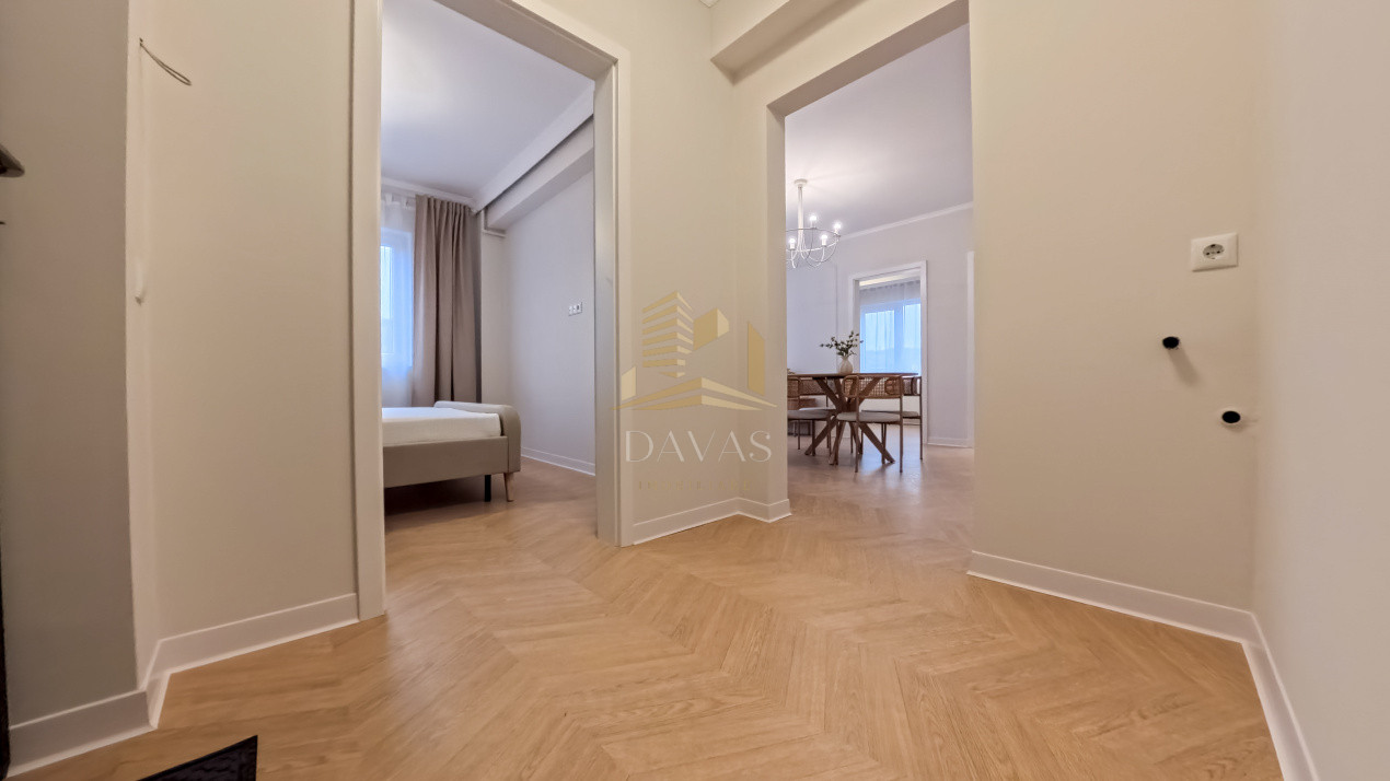 Apartament de 3 camere, compartimentare semidecomandata | Floresti 