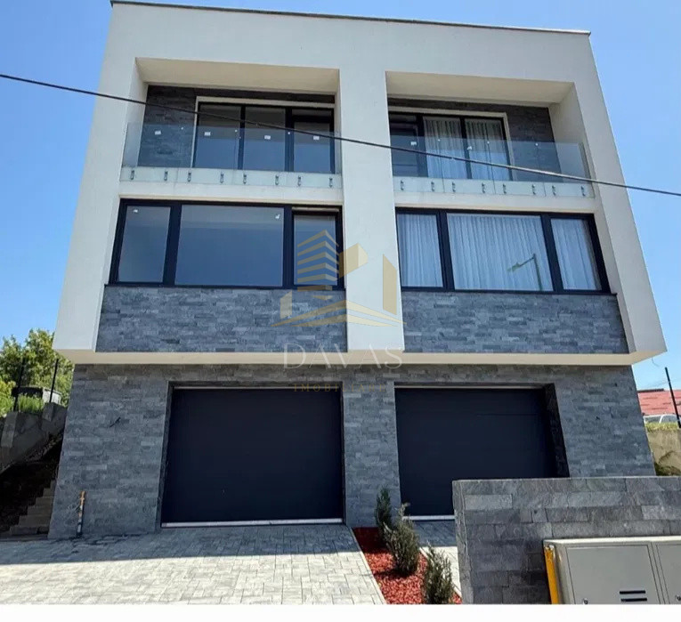 Casa tip duplex/casa cuplata | 5 camere | 166mp utili | Dambu Rotund | Lidl