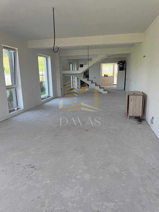 Casa tip duplex/casa cuplata | 5 camere | 166mp utili | Dambu Rotund | Lidl