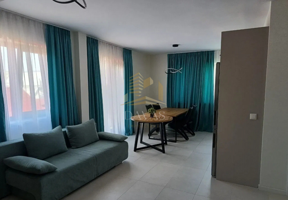 Apartament 3 camere semidecomandat | Parcare inclusă in preț | Piezișă | Hasdeu