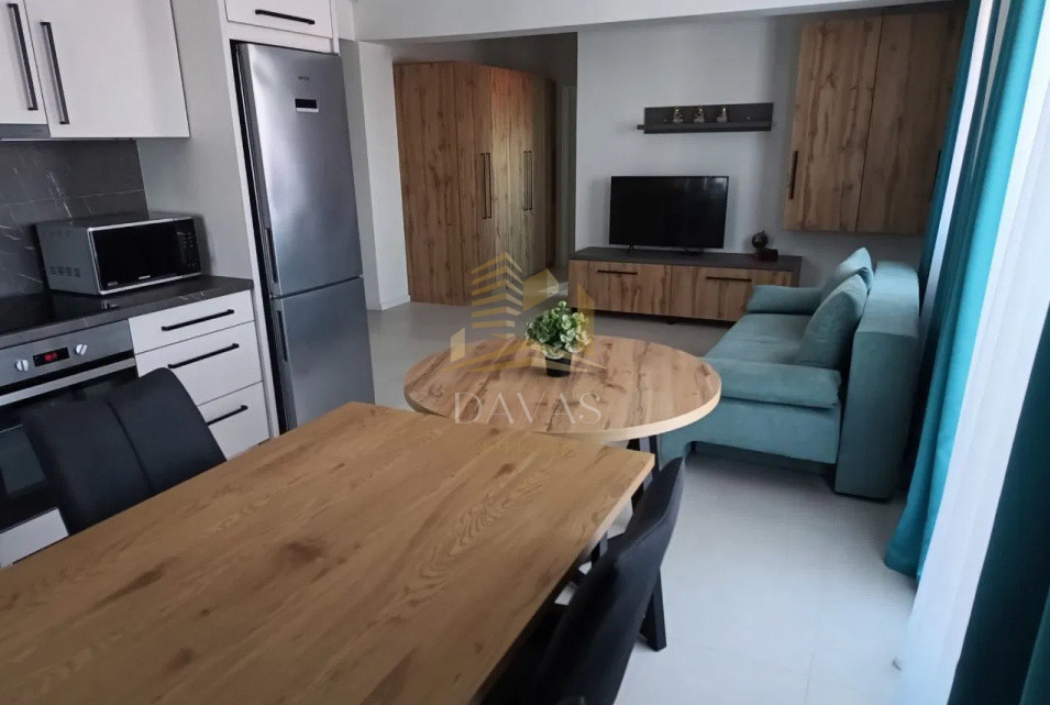 Apartament 3 camere semidecomandat | Parcare inclusă in preț | Piezișă | Hasdeu