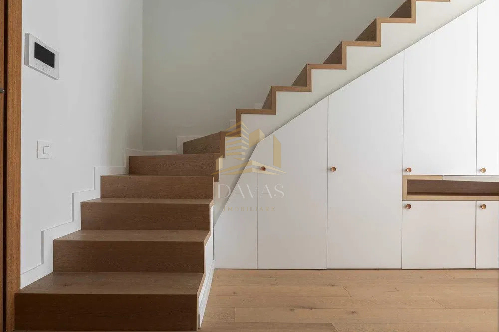 Apartament pe 2 niveluri de închiriat + parcare subterana inclusă | Gheorgheni