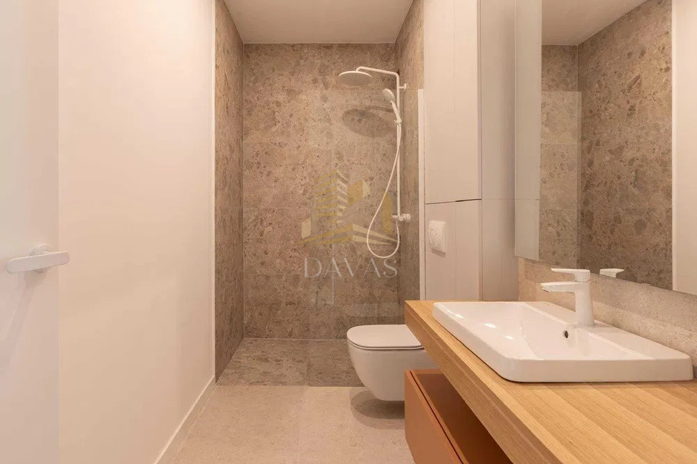 Apartament pe 2 niveluri de închiriat + parcare subterana inclusă | Gheorgheni