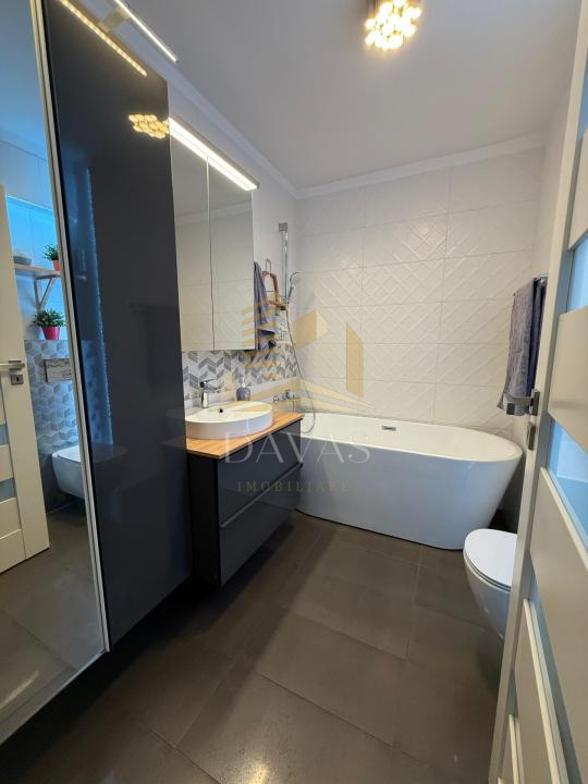 Apartament 3 camere semidecomandat + parcare subterana inclusa| Aurel Vlaicu