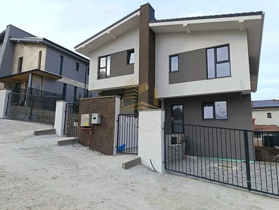 Casa cuplată tip duplex de vânzare | 172 mp utili | Poligon | Florești