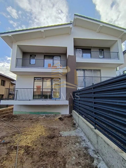 Casa cuplată tip duplex de vânzare | 172 mp utili | Poligon | Florești