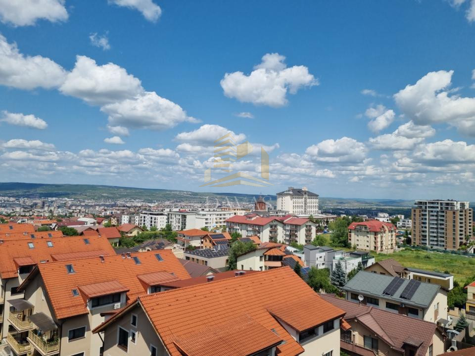 Penthouse pe 2 niveluri de închiriat | 4 camere| 160mp| Terasa 75mp | Buna Ziua
