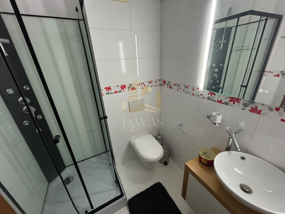 Penthouse pe 2 niveluri de închiriat | 4 camere| 160mp| Terasa 75mp | Buna Ziua
