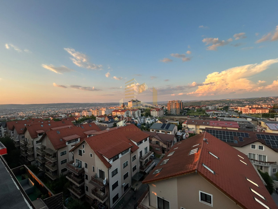 Penthouse pe 2 niveluri de închiriat | 4 camere| 160mp| Terasa 75mp | Buna Ziua