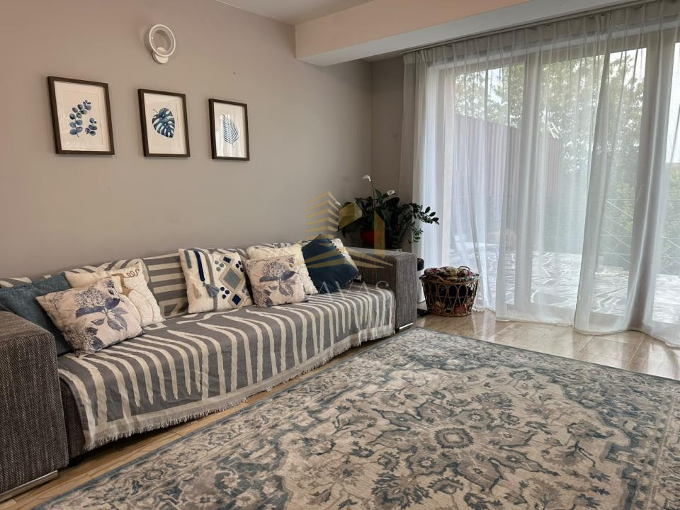 Vila ultrafinisata de închiriat 6 camere 265mp | Andrei Mureșanu|600mp teren|2 P