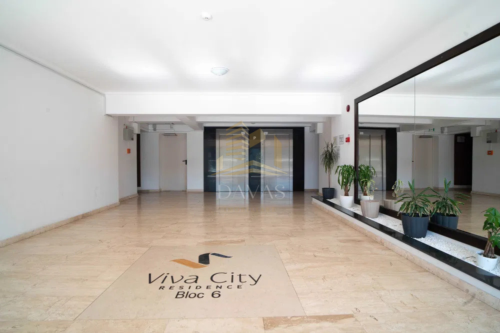 Apartament 2 camere decomandat + Parcare subterana inclusă in preț | Viva City