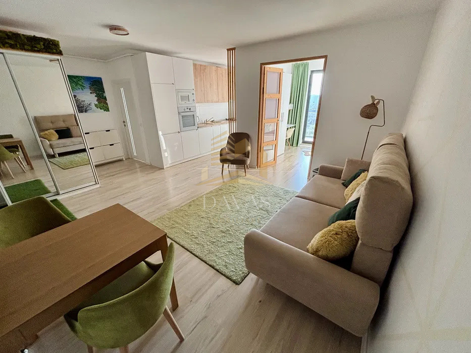 Apartament 3 camere semidecomandat modern | Parcare subterana| Scala Frunzișului