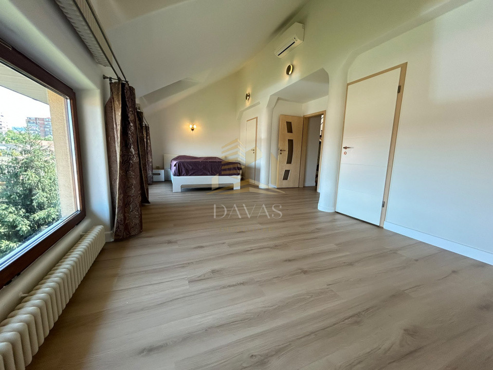 Penthouse spatios pe 3 nivele - 210 mp | garaj + 3 locuri de parcare incluse 