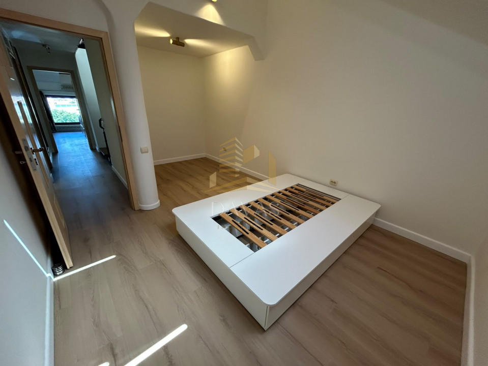 Penthouse spatios pe 3 nivele - 210 mp | garaj + 3 locuri de parcare incluse 