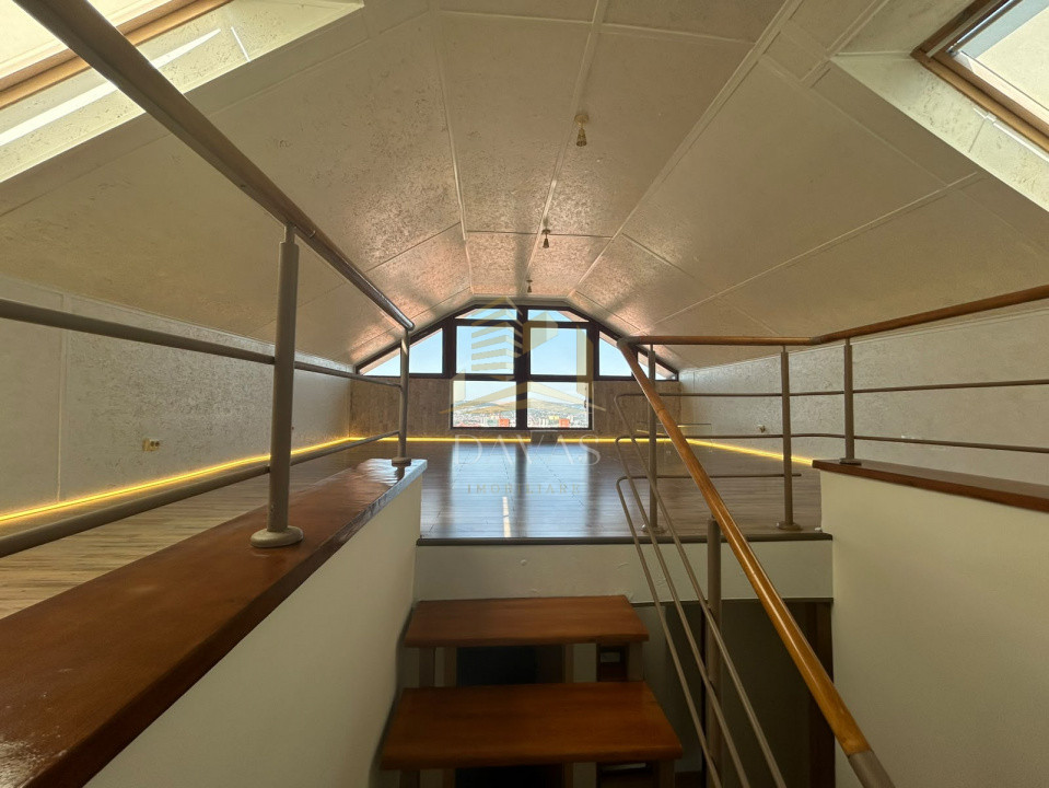 Penthouse spatios pe 3 nivele - 210 mp | garaj + 3 locuri de parcare incluse 