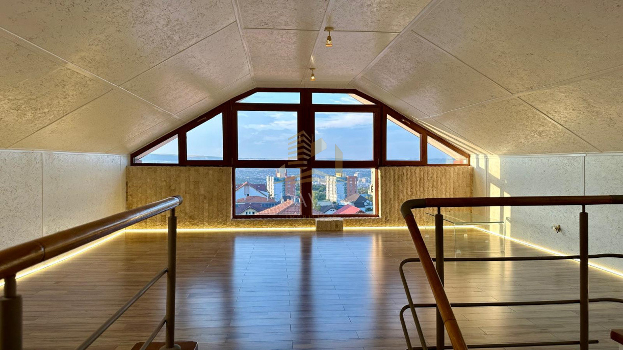 Penthouse spatios pe 3 nivele - 210 mp | garaj + 3 locuri de parcare incluse 