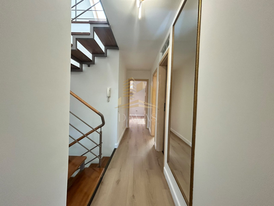 Penthouse spatios pe 3 nivele - 210 mp | garaj + 3 locuri de parcare incluse 